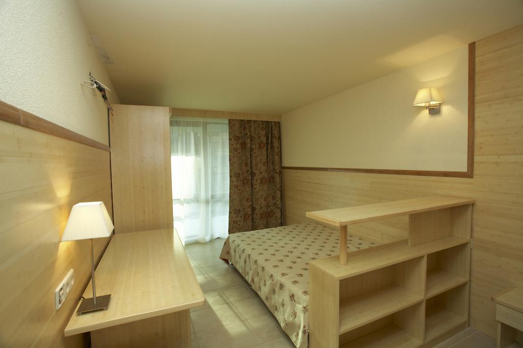 אלבנה Flamingo Grand Hotel & Spa חדר תמונה